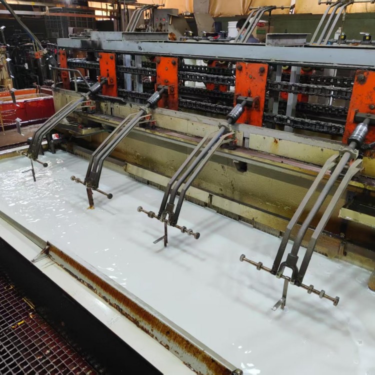 Güçlü Aydınlatma’nın 8 Adımlı Elektrokaplama İşlemi: Avizeler ve Kolyeler, Duvar Lambaları, Masa Lambaları ve Zemin Lambaları için Güzellik ve Dayanıklılığı Geliştirme